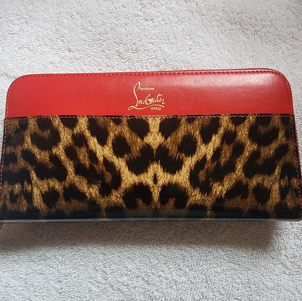 Beautiful RARE Christian Louboutin Animal Print Long Full Size Zip Around Wallet